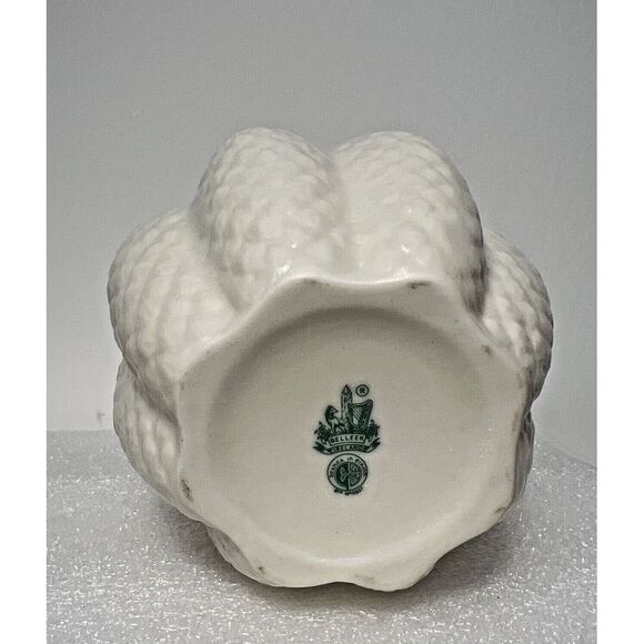 Vintage Belleck Cobb Tulip Luster Vase, Luster Yellow Ribbon Creamer, Sugar Bowl - Picture 3 of 14